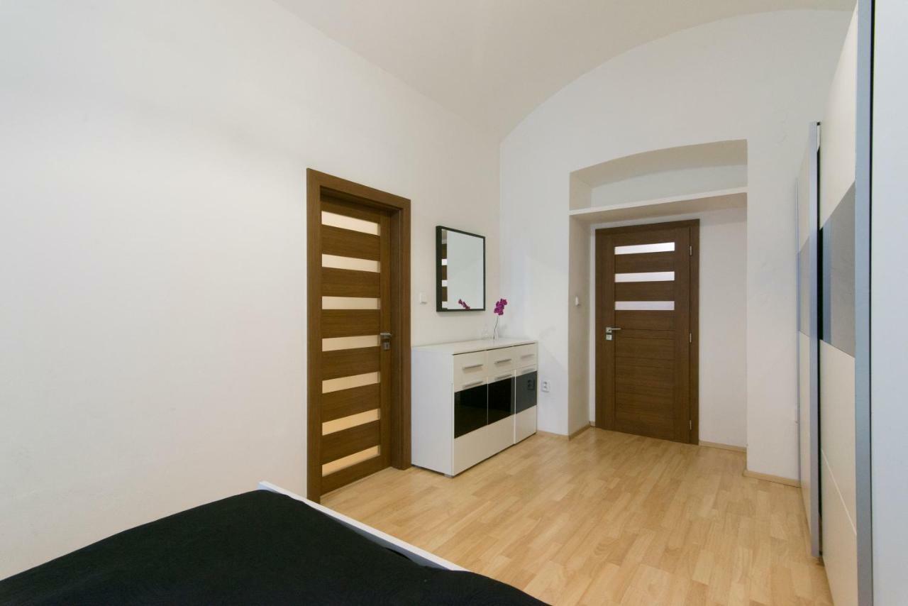 Spacious Apartment Near Wenceslas Square Prag Dış mekan fotoğraf