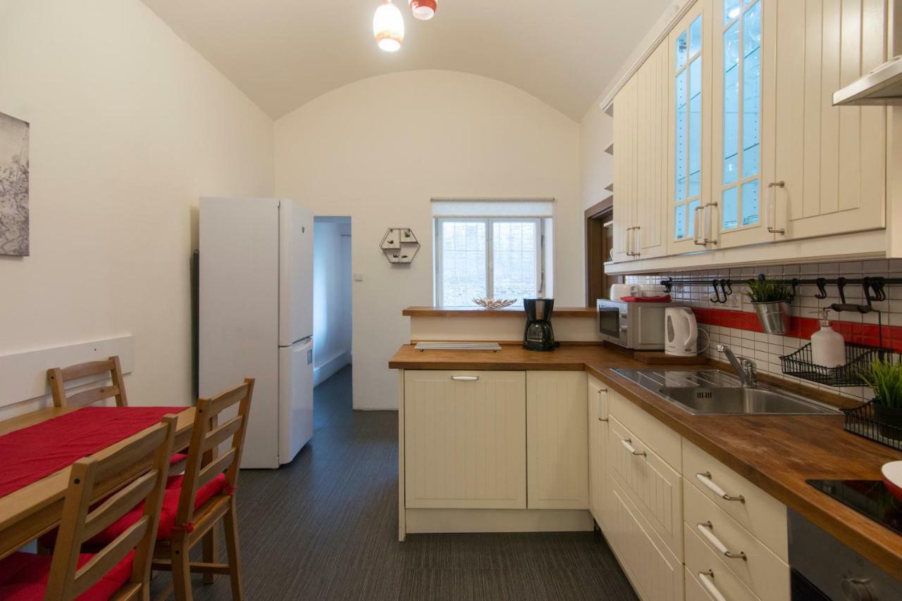 Spacious Apartment Near Wenceslas Square Prag Dış mekan fotoğraf